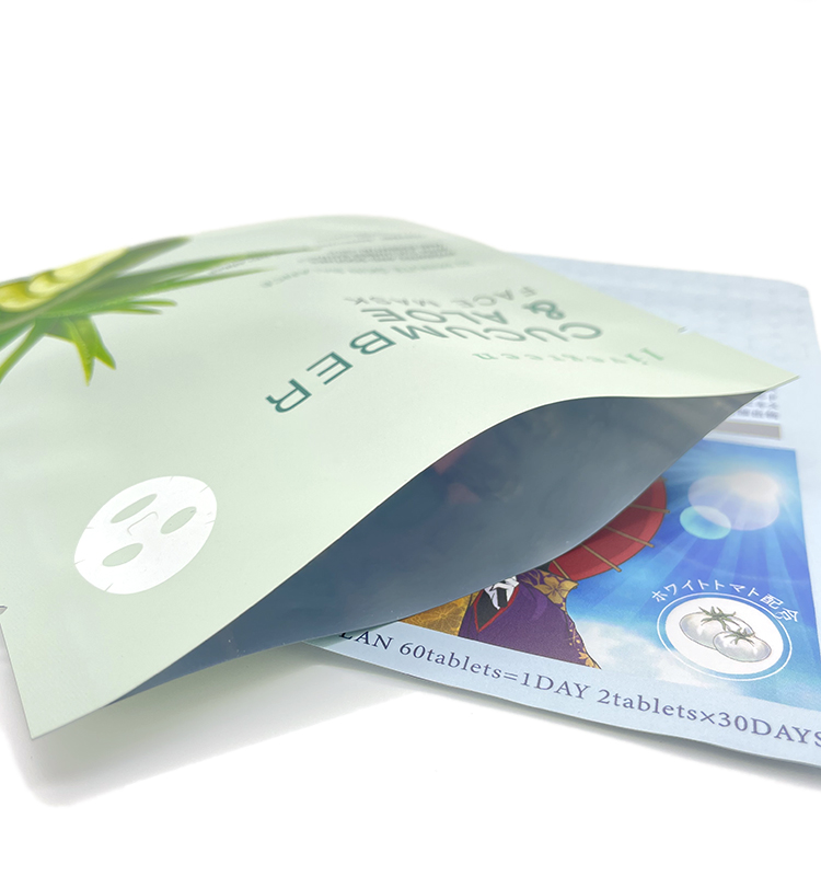 Sachet d'échantillons de feuille de papier d'aluminium d'impression personnalisée, emballage scellé à trois côtés, sac d'emballage masqué pour liquide facial