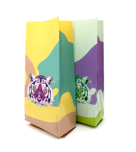  Sacs de sachets d'emballage de grains de café en plastique et aluminium à joint quadruple à soufflet latéral personnalisé avec valve