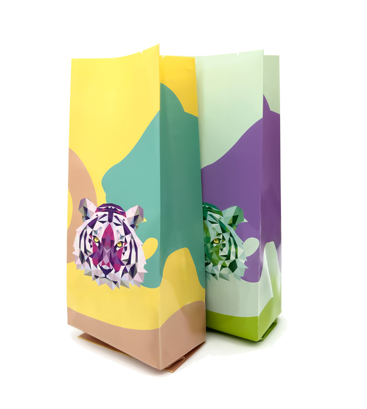  Sacs de sachets d'emballage de grains de café en plastique et aluminium à joint quadruple à soufflet latéral personnalisé avec valve