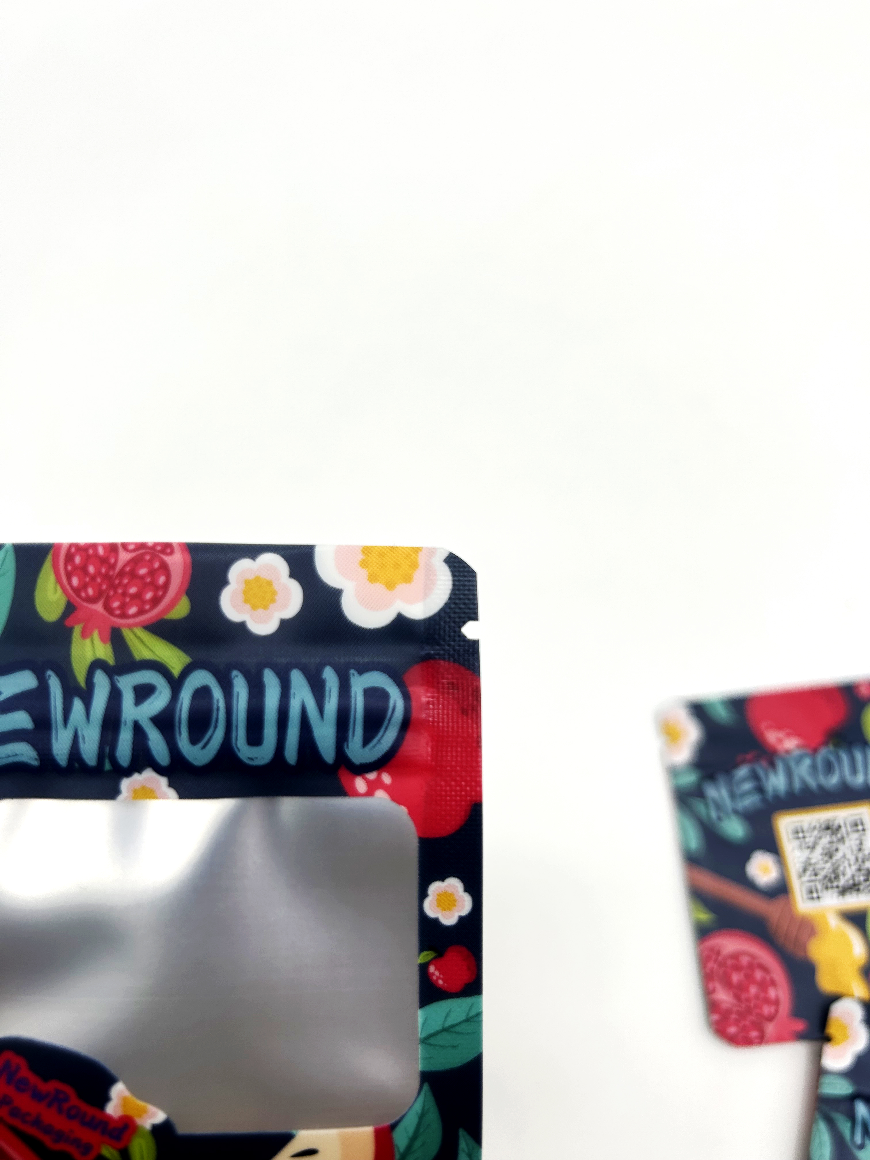 Pochette à fond plat de conception personnalisée avec fermeture à glissière latérale