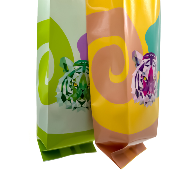  Sacs de sachets d'emballage de grains de café en plastique et aluminium à joint quadruple à soufflet latéral personnalisé avec valve