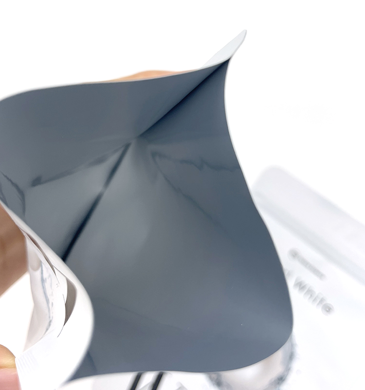 Sac de masque facial en forme de thermoscellage jetable mat professionnel de nouvelle conception