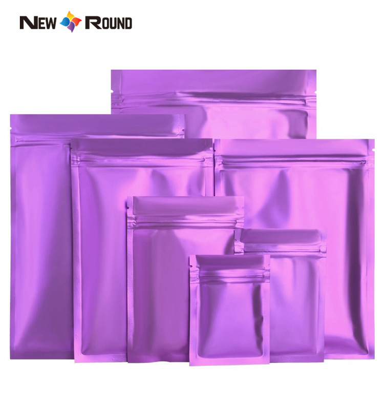 Le logo a imprimé la nourriture mate de finition tiennent le petit plastique refermable